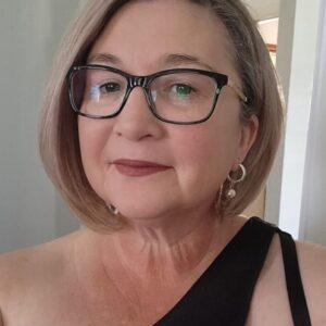 Profile photo of Leanne
